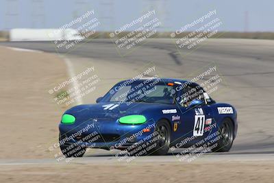 media/Oct-29-2022-CalClub SCCA (Sat) [[e05833b2e9]]/Race Group 3/Qualifying (Outside Grapevine)/